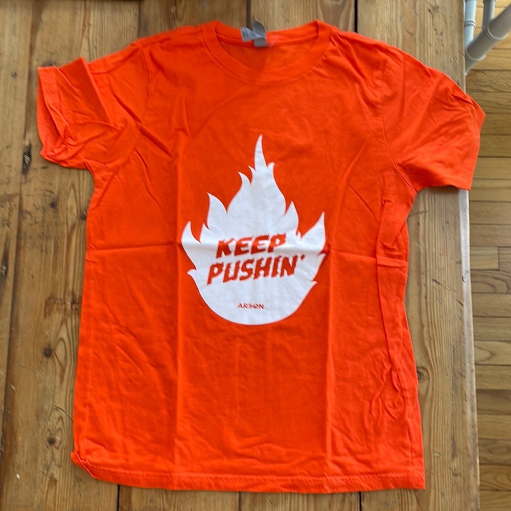 Logo t-shirt. Orange short sleeve, size 14/16.